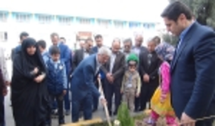 موسوی تاکامی مدیرکل منابع طبیعی و آبخیزداری مازندران- ساری خبر داد: زنگ طبیعت با عطر ایثار و شهادت در شهرستان ساری برگزار شد.