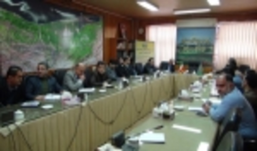 جلسه بررسی و مدیریت تعارضات احصاء شده در کارگاه های اجرایی طرح توانمند سازی در اداره کل منابع طبیعی و آبخیزداری مازندران- ساری