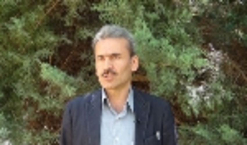 معاون فنی و آبخیزداری اداره کل منابع طبیعی و آبخیزداری مازندران- ساری به مناسبت روز جهانی خاک بیان کرد: آبخیزداری، راه کار جامع کنترل فرسایش خاک