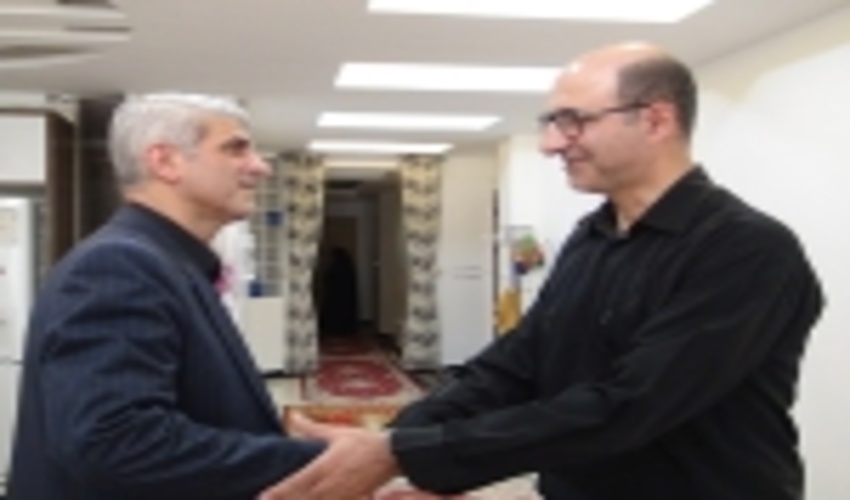 دیدار موسوی تاکامی و هیئت همراه با مرتضی محسنی جانباز 75 درصد شاغل در اداره کل منابع طبیعی و آبخیزداری مازندران- ساری  به مناسبت سالروز آزاد سازی فتح خرمشهر