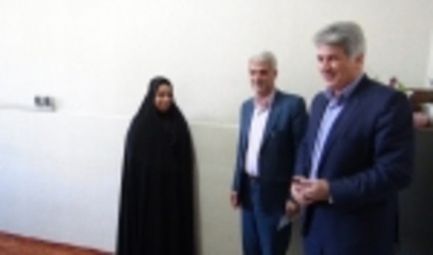 تجلیل از تنها پرسنل روشندل اداره کل منابع طبیعی و آبخیزداری مازندران- ساری به مناسبت روز عصای سفید