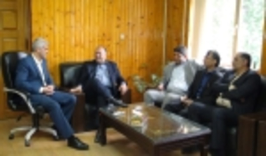 دیدارهای جداگانه رئیس مجمع نمایندگان استان مازندران و نماینده مردم شریف شهرستان های ساری و میاندرود در مجلس شورای اسلامی با مدیرکل منابع طبیعی و آبخیزداری مازندران- ساری