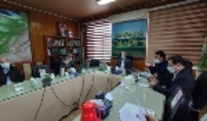 نشست با صاحب نظران مرکز تحقیقات، آموزش کشاورزی و منابع طبیعی و ارائه یافته های تحقیقاتی در اداره کل منابع طبیعی و آبخیزداری مازندران- ساری به مناسبت هفته منابع طبیعی