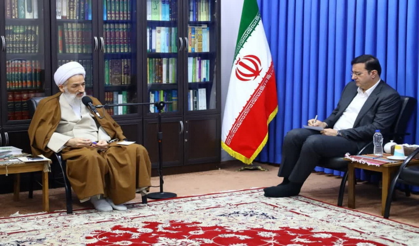 دیدار سرپرست سازمان منابع طبیعی با نماینده ولی فقیه در مازندران