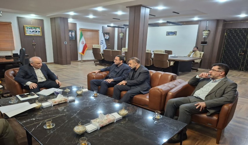 دیدار معاون وزیر جهاد کشاورزی و رئیس سازمان منابع طبیعی و آبخیزداری کشور با استاندار مازندران