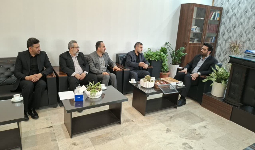 دیدار علی باقری جامخانه، مدیرکل منابع طبیعی و آبخیزداری مازندران با دادستان شهرستان نور