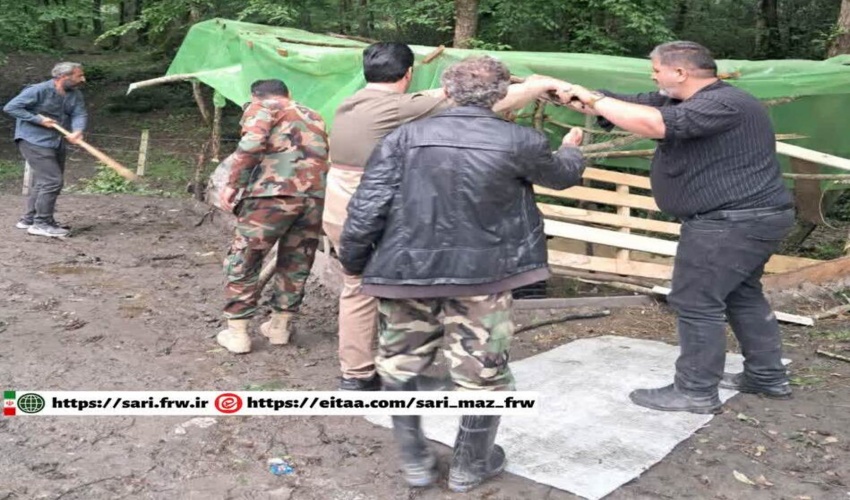تخریب ۲ سازه غیرمجاز در روستای بهبنک از توابع دهستان لاویج