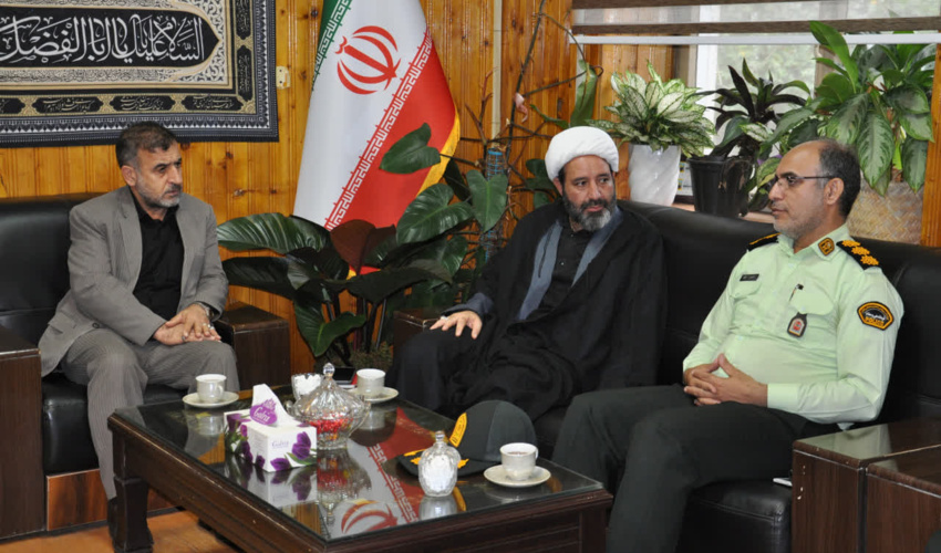 دیدار معاون عملیات فرماندهی انتظامی استان با مدیرکل منابع طبیعی و آبخیزداری مازندران-ساری